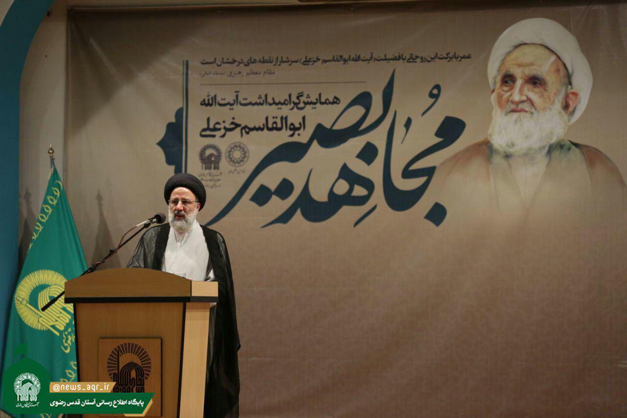 آیت‌الله خزعلی را در مبارزه با نفاق ثابت قدم بودند