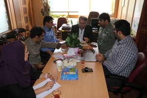 برگزاری نشست هم اندیشی جمع آوری و پایش سنبل آبی در صومعه سرا