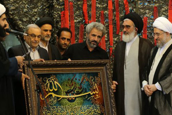 در محرم مراقب این بیماری خطرناک باشید/دادگاهی شدن فوتبالیست مشهور به علت کتک زدن نامزدش/آگهی استخدام جنجالی یک بیمارستان برای جذب نیرو خانم/ماجرای عجیب جاری&zwnj; شدن خون از یک گورستان چیست؟