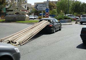 سهل‌انگاری راننده نیسان حادثه آفرید + تصاویر