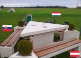 باشگاه خبرنگاران -یک میز که در سه کشور قرار دارد +عکس