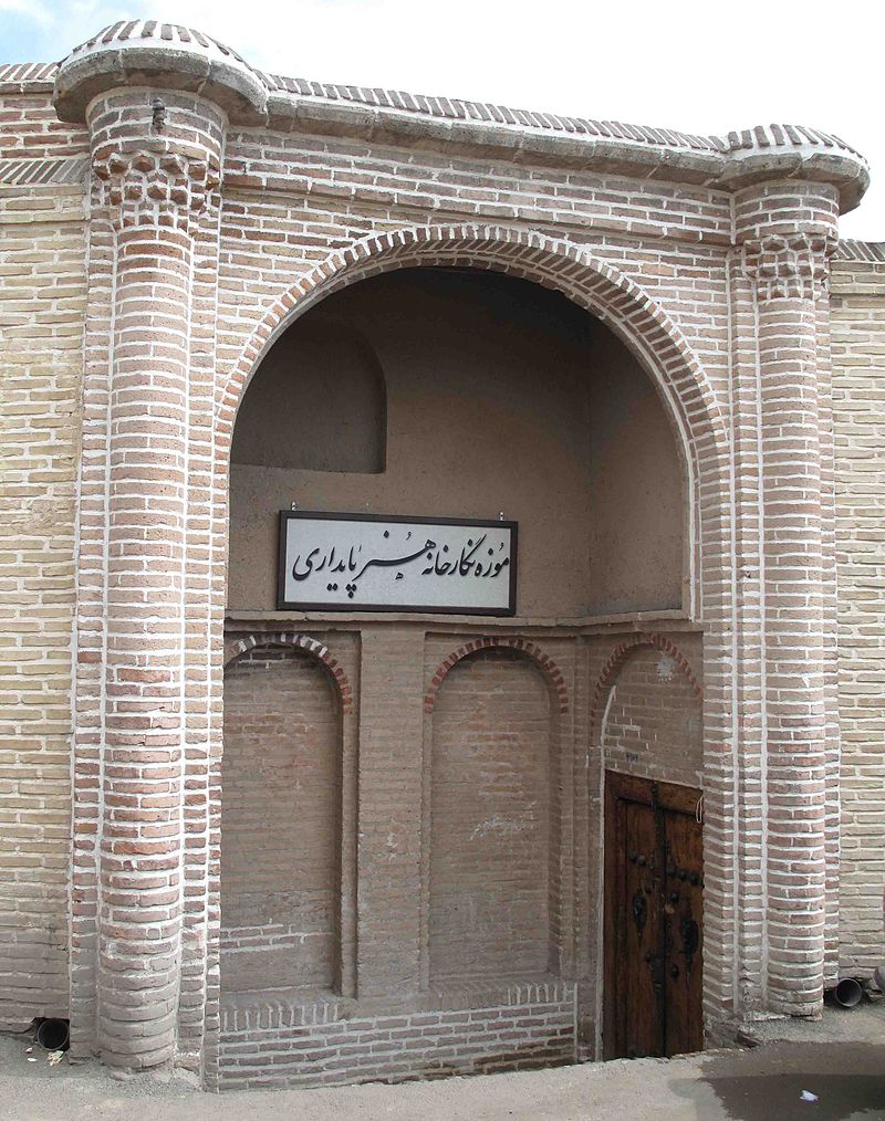 نگارخانه هنر و پایداری؛ یادواره هنری شهدای دفاع مقدس