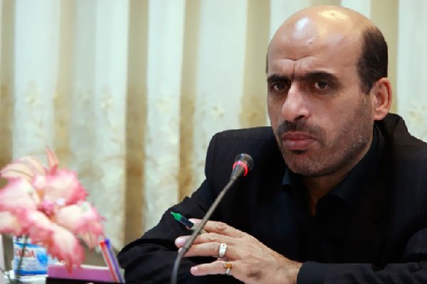 ترامپ ابتدا با آب مقدس غسل کند، سپس از حقوق بشر بگوید