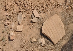 کشف سفال و ابزار سنگی از غار ازبوه