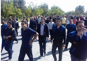 اعتراض کارگران دو کارخانه هپکو و آذرآب اراک + عکس
