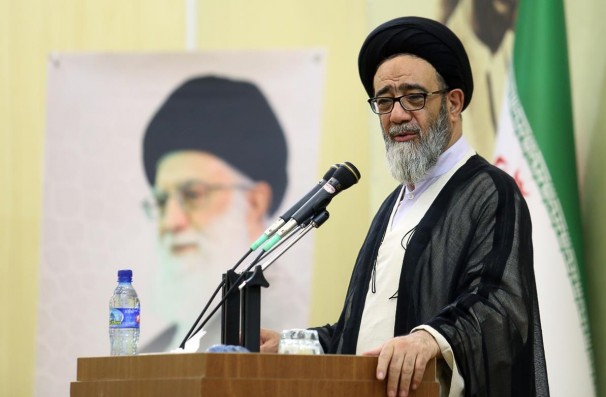 تاکید امام جمعه تبریز بر حفظ وحدت بین مسئولان آذربایجان شرقی