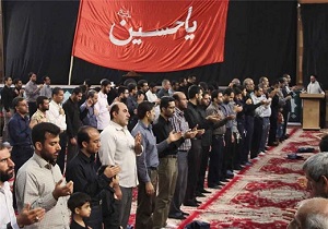 انتخاب اشعاری با محتوا، رسالت مداحان حسینی است