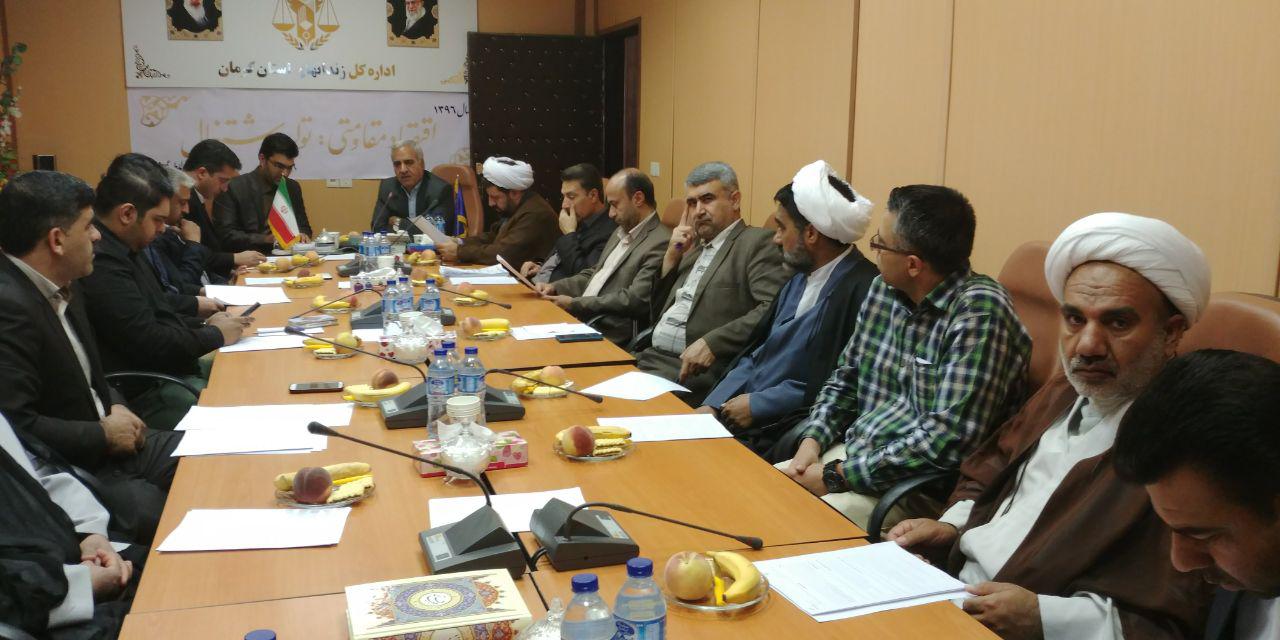 تفاهم‌نامه همکاری بین اداره کل زندان‌ها و ورزش و جوانان استان