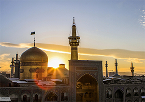 آماده سازی حرم امام رضا(ع) برای آغاز محرم + فیلم