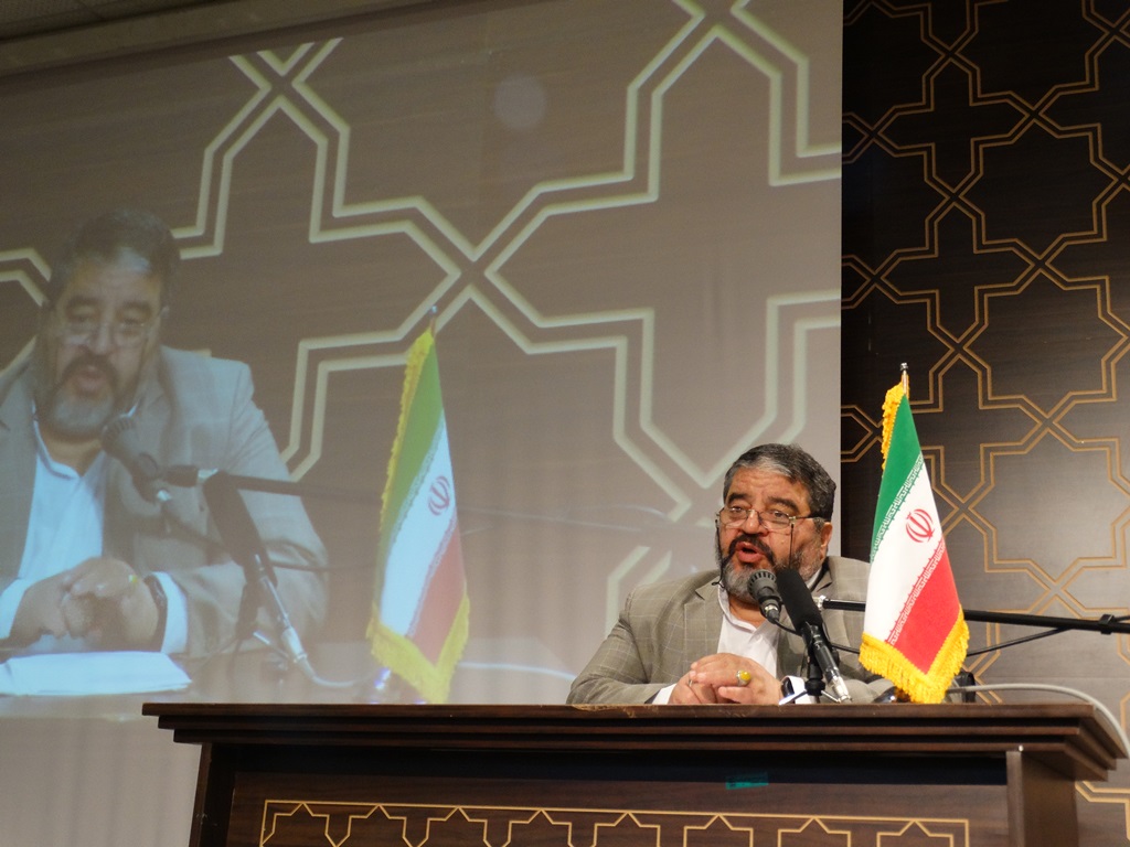آمریکا تلاش می&zwnj;کند تا منافع حداقلی برجام را برای کشور صفر کرده، خودش از برجام خارج شود و فقط تعهدات ما باقی بماند