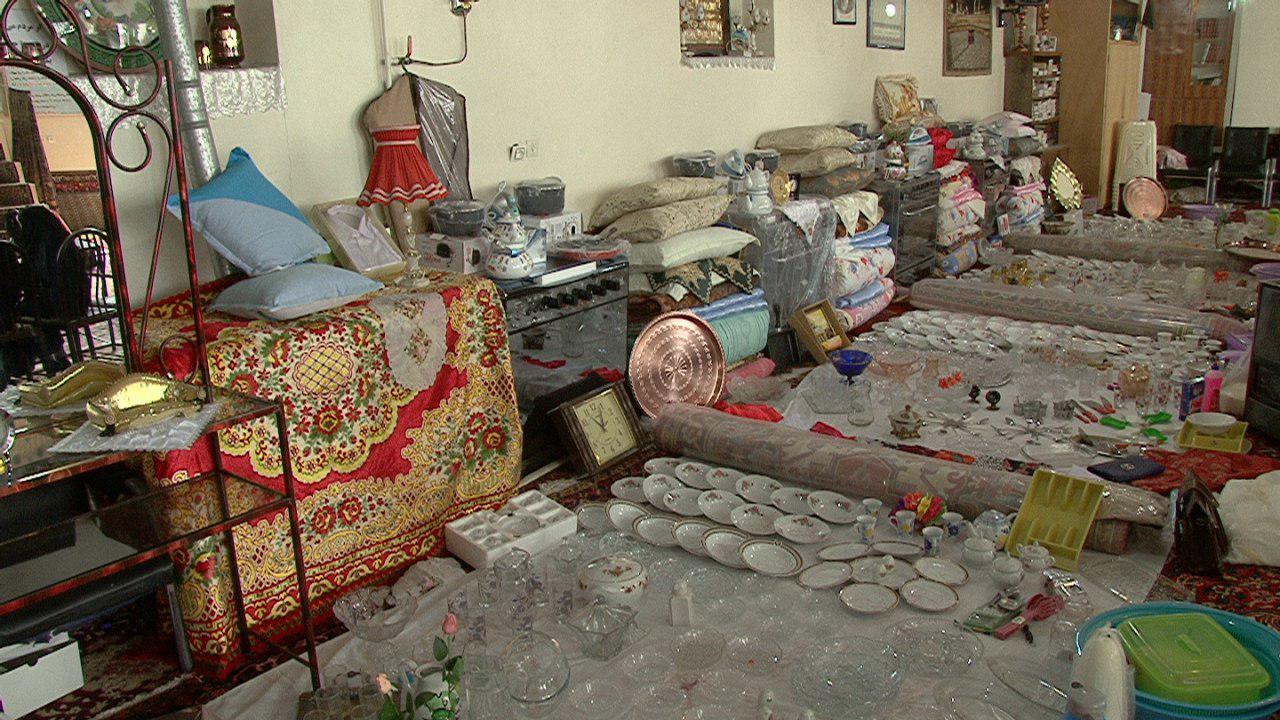 اهداء جهیزیه به شش نوعروس تحت پوشش کمیته امداد در مراغه