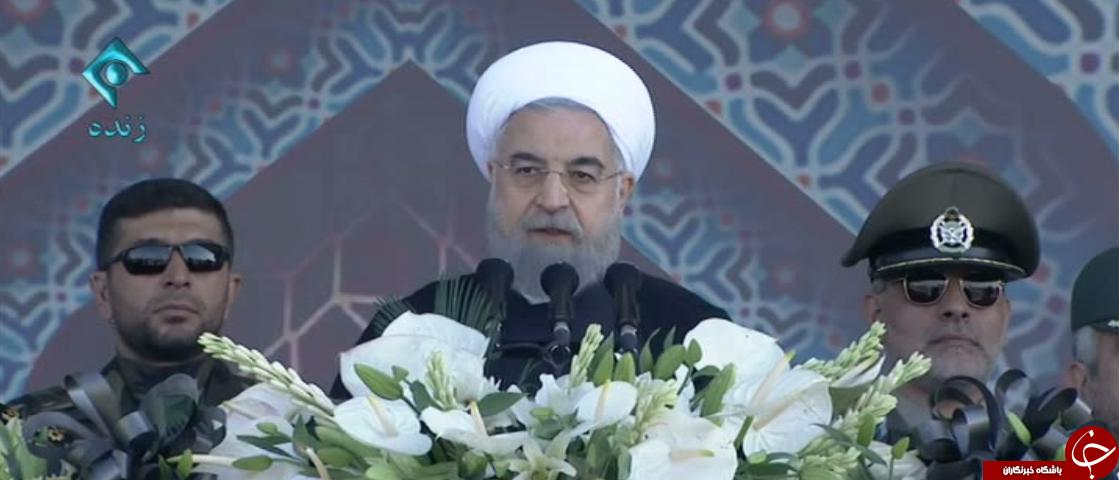 آغاز هفته دفاع مقدس و  مراسم رژه نیروهای مسلح به روایت تصویر