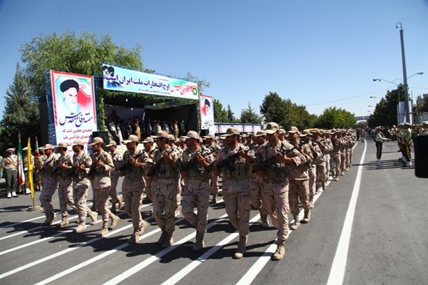 برگزاری نمایش اقتدار در مهاباد