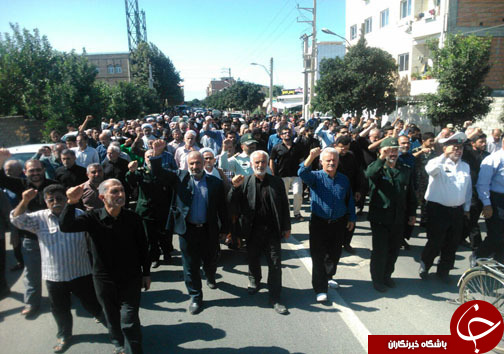 تظاهرات ضد امریکایی نمازگزاران مازندران در اعتراض به سخنان ضد ایرانی ترامپ +تصاویر