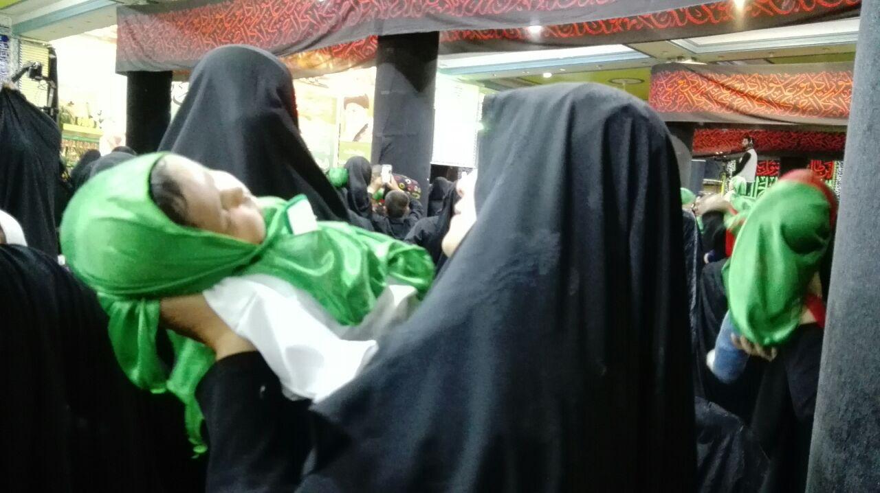 مادران کرمانی با حضرت رباب (س) همنوا شدند مادران کرمانی با حضرت رباب (س) همنوا شدند