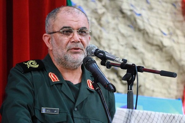 قدرت&zwnj;های جهان برای تضعیف و نابودی ایران بسیج شدند