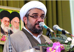 مداحان به بهانه نوآوری از اصل عزاداری فاصله نگیرند