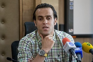 کریمی: شکست مقابل پیکان را به گردن می گیرم/چند بازیکن جدید جذب می کنیم