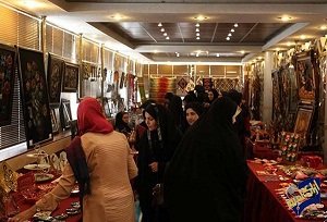 برپایی نمایشگاه توانمندی بانوان در فرمهین