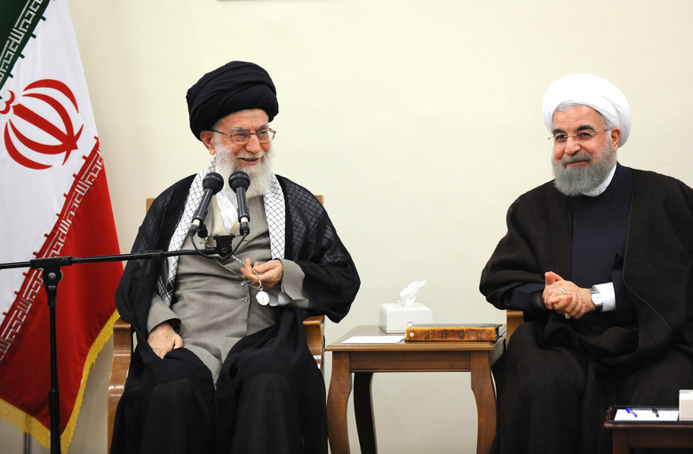 رئيس جمهور و اعضای هيات دولت با رهبر انقلاب ديدار کردند