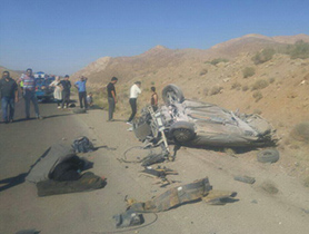 4 مصدوم براثر واژگونی پژو در آزاد راه نطنز- اصفهان
