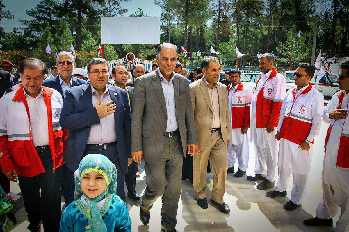 روحیه خستگی ناپذیر امداگران و نجاتگران هلال احمر، ستودنی است