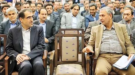 سرانجام تلخ نشستن مقابل گاو وحشی/ آبروریزی آکروبات باز چینی حین نمایش/ کسب درآمد با پرورش قورباغه در ایران/ فرار موتورسوار خوش شانس از دو تصادف همزمان+فیلم