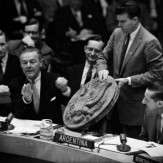 باشگاه خبرنگاران -هدیه جالب شوروی به آمریکا در سال 1960 +عکس