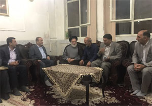 اهمیت ترویج فرهنگ ایثار و شهادت در جامعه