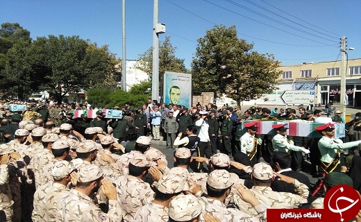 تشییع باشکوه پیکر سه لاله تازه تفحص شده دفاع مقدس تشییع باشکوه پیکر سه لاله تازه تفحص شده دفاع مقدس