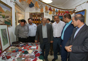 افتتاح نمایشگاه صنایع دستی عشایری و روستایی