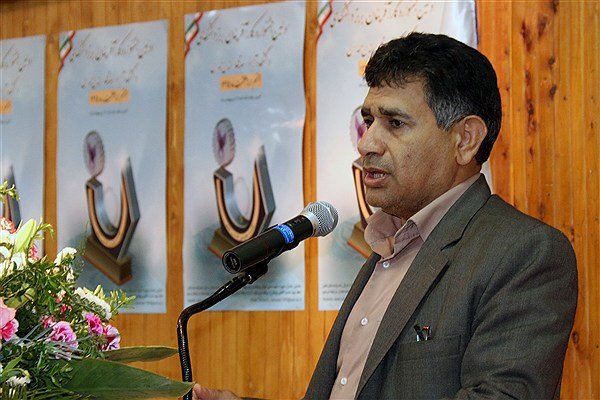 لزوم همدلی و همکاری در داخل کشور