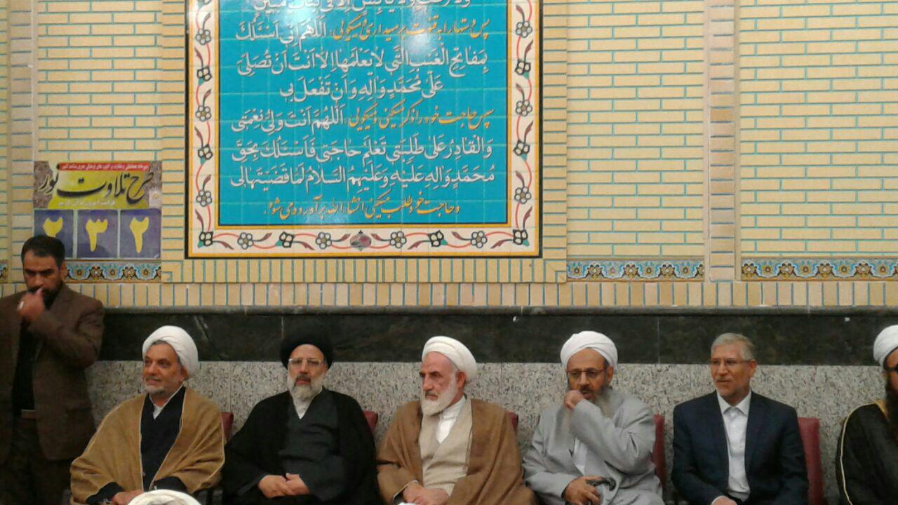 حفظ وحدت راهبرد اساسی در جامعه اسلامی است