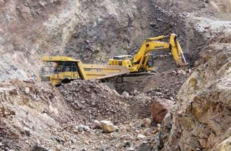 مسکوت ماندن بزرگترین معدن فسفات کشور در سایه ای از ابهام