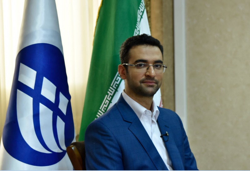 قول وزیر ارتباطات جوان عملی شد