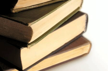 کتاب تاریخ خاندان قاجار مراحل اخذ مجوز را طی می کند