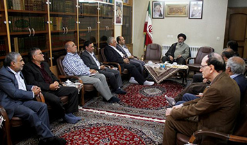 خیریه ای که متشکل از پزشکان است باید فقط در زمینه درمان کار کند