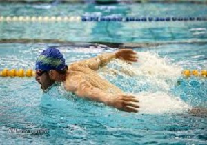 کسب نشان طلای شناگر سنندجی در رقابت های قهرمانی آب‌های جام خزر