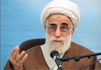 اقامه نماز عید قربان به امامت آیت&zwnj;الله جنتی در مسجد مقدس جمکران