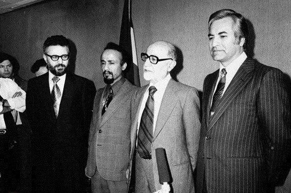 مروری کوتاه بر زندگی و مواضع ابراهیم یزدی