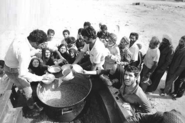 مقاومت جوانان خرمشهری با دستان خالی/ شهر سقوط کرد اما &laquo;ایمان&raquo; نه