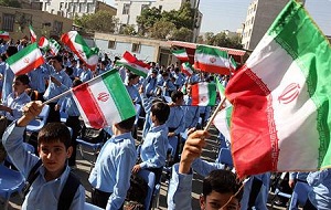 طنین زنگ مهر ومقاومت دربیش از ۲ هزار واحد آموزشی استان مرکزی