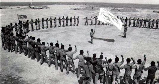 هشت سال دفاع مقدسی که آینه عاشورا بود