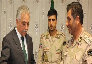 مسئولان مرزبانی شهرستان ارومیه با والی حکاری ترکیه دیدار کردند
