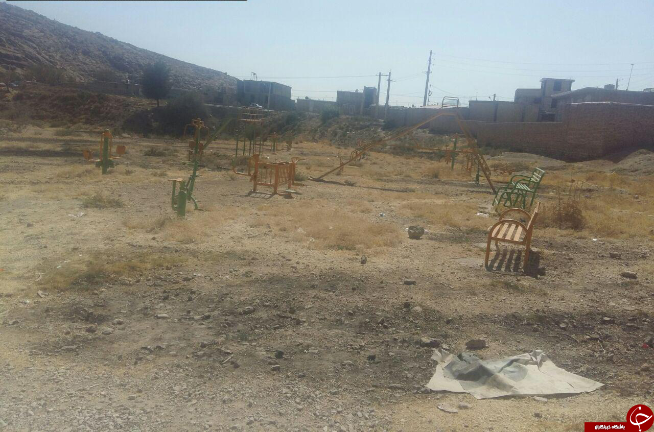 نگاهی به وضعیت اسفبار پارک روستای &laquo;بیدگل ابرج&raquo; + تصاویر