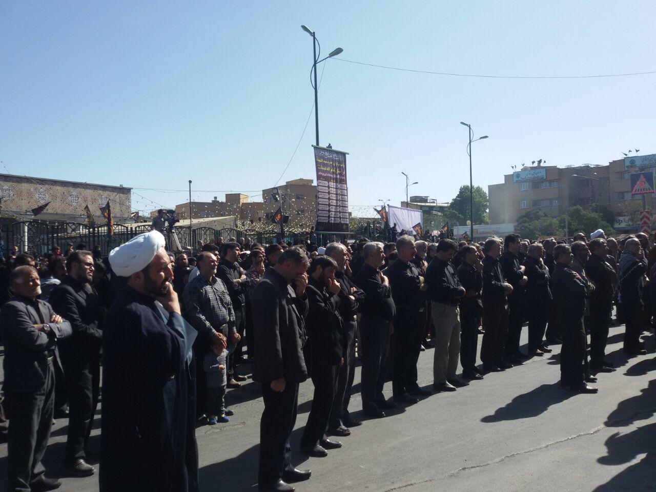 اجتماع بزرگ عاشورایی همدانی ها در&nbsp; سومین روز شهادت سالار آزادگان جهان