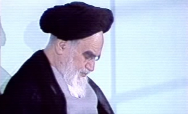 خرج عزاداری یا کمک به فقرا؛ نظر امام خمینی (ره) چیست؟