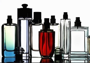 &laquo;عطر قاتل&raquo; در ایران رویت نشده است/ از عطر فروشان کنار خیابان خرید نکنید