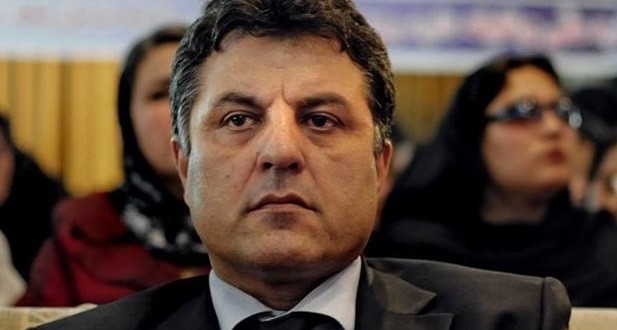 نی توان صلح را از خارج از کشور تامین کرد/ آمریکا از طریق جنگ تجارت می کند