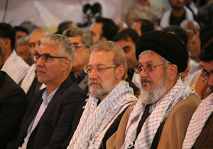 ادای احترام رئیس مجلس به شهدا